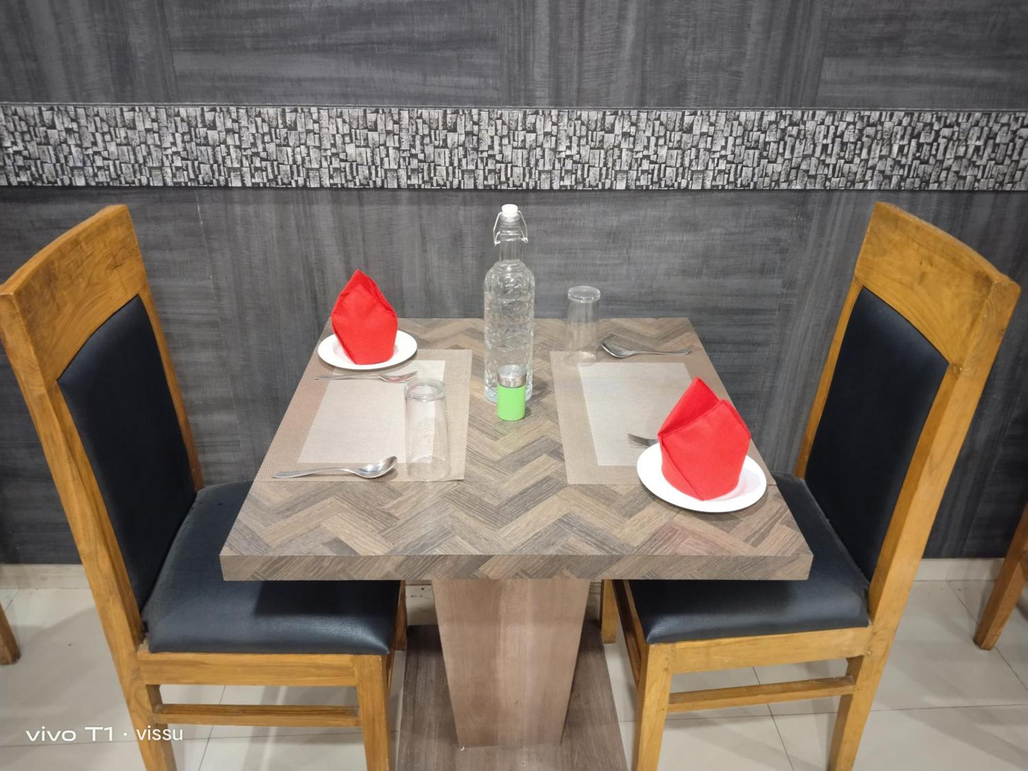 Variety Inn Patna  Luaran gambar