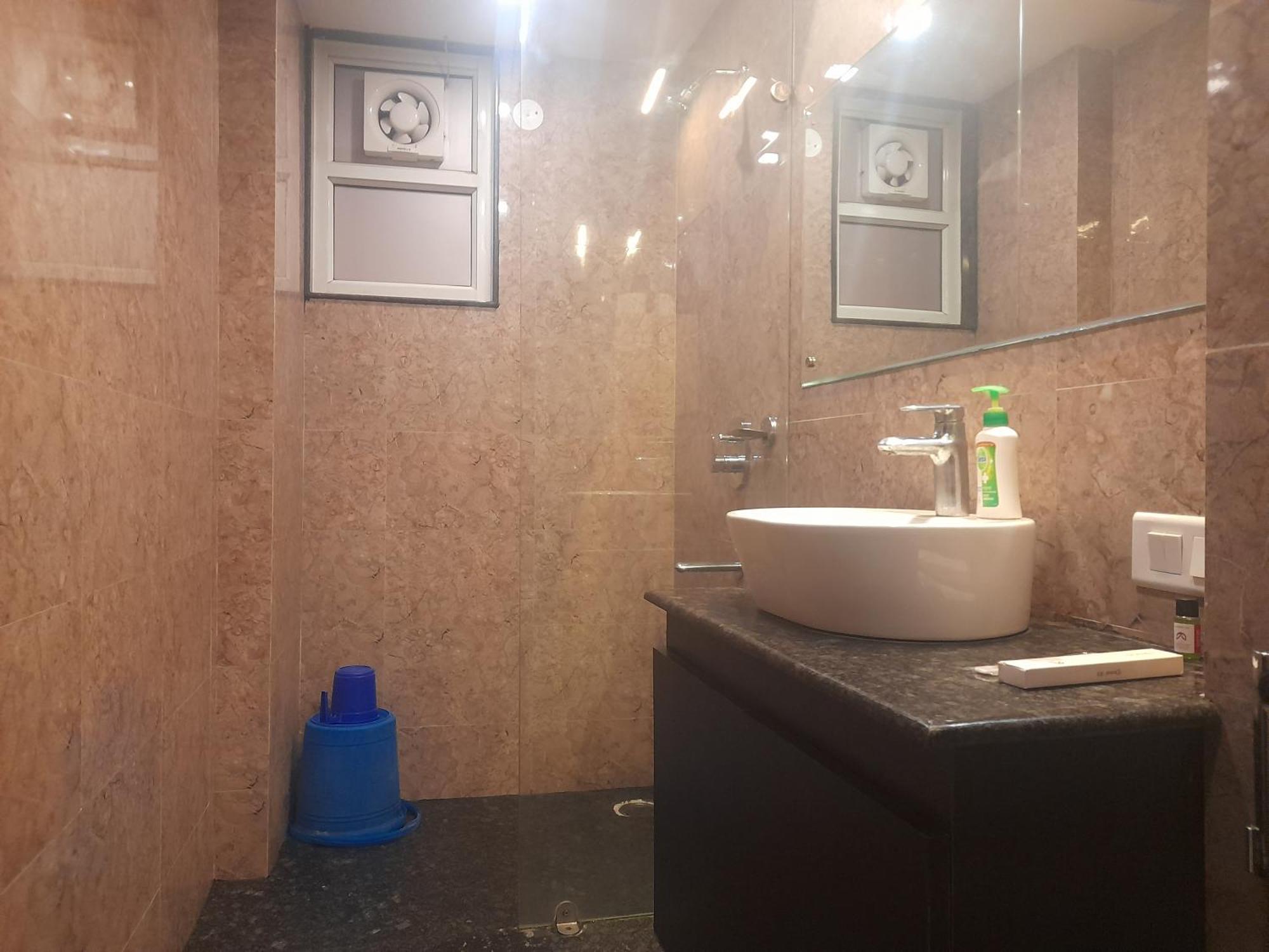 Variety Inn Patna  Bilik gambar